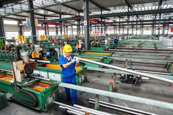 أنابيب النحاس والنيكل للتبريد C30600 90/10 70/30 الحجم المخصص 12